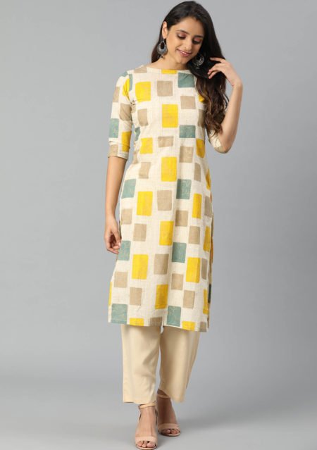Aaivi Women Cotton-based self-printed kurta with Boat neck